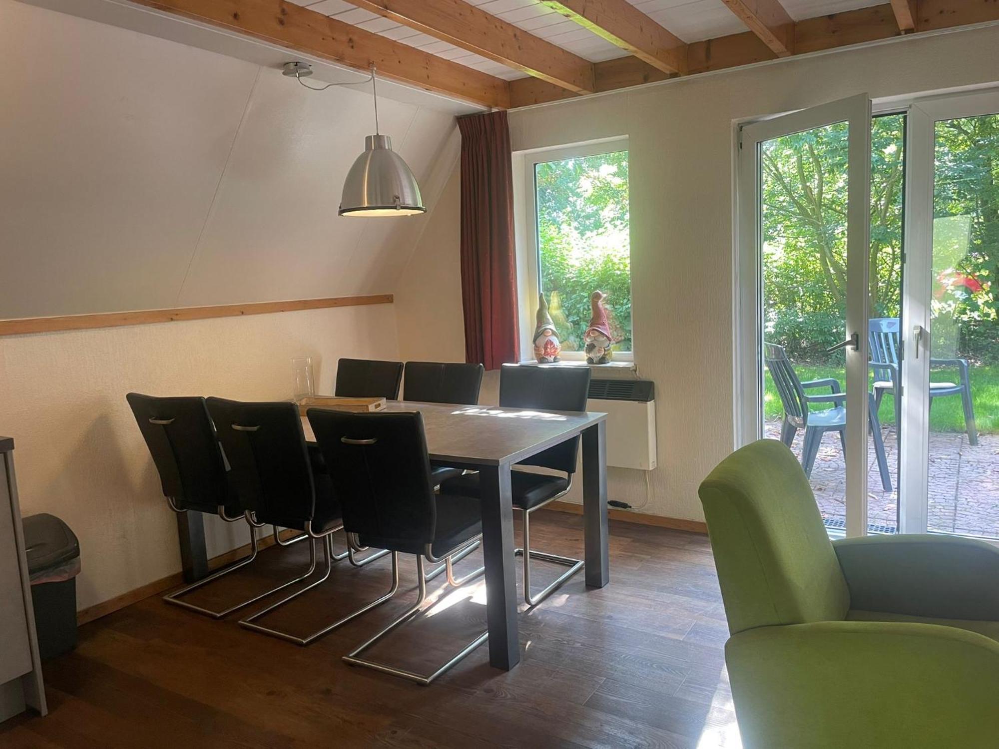 Het Familie Boshuisje - Vakantiewoning Op Prachtig Park Met Veel Faciliteiten Inc Ligbad Gramsbergen المظهر الخارجي الصورة
